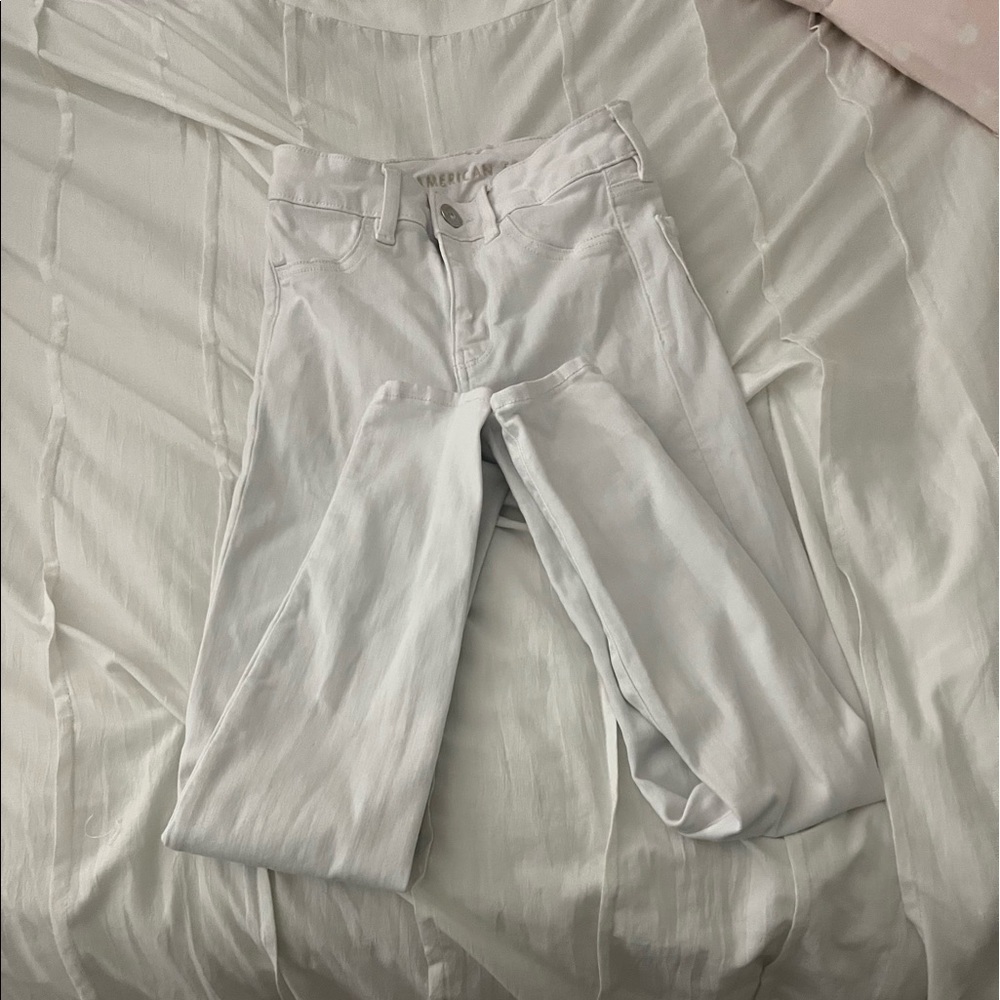 American Eagle White Skinny Jeans